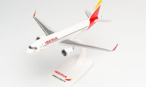 Iberia Airbus A320neo (Herpa Snap-Fit 1:200)