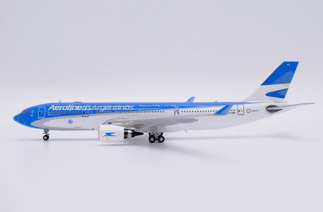 Aerolíneas Argentinas Airbus A330-200 (JC Wings 1:400)