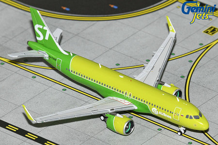 S7 Airlines Airbus A320neo (GeminiJets 1:400)