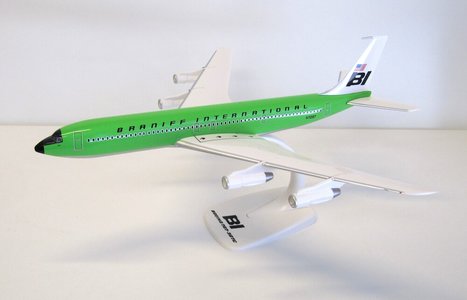 Braniff International (green) Boeing 707-300 (PPC 1:144)