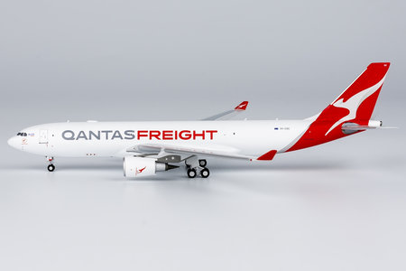 Qantas Freight Airbus A330-200P2F (NG Models 1:400)