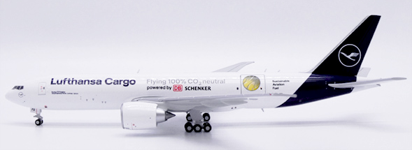 Lufthansa Cargo Boeing 777F (JC Wings 1:400)