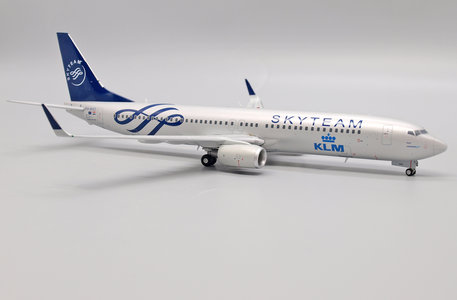 KLM Boeing 737-900 (JC Wings 1:200)