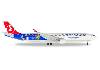 Turkish Airlines Airbus A330-300 (Herpa Wings 1:200)