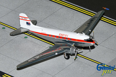 Qantas Airways Douglas DC-3 (GeminiJets 1:200)