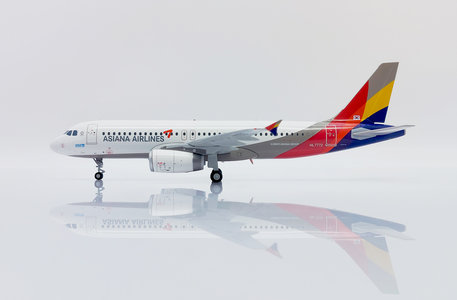 Asiana Airlines Airbus A320 (JC Wings 1:200)