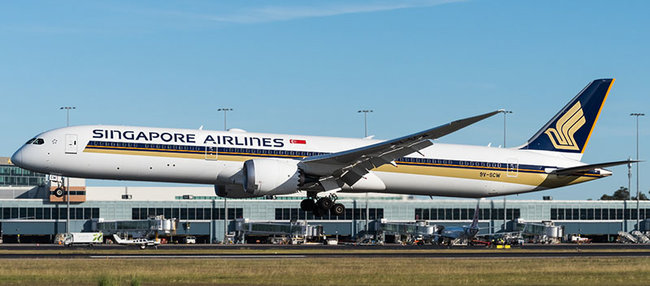 Singapore Airlines Boeing 787-10 (Aviation400 1:400)