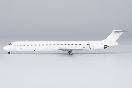 Blank McDonnell Douglas MD-82 (NG Models 1:400)