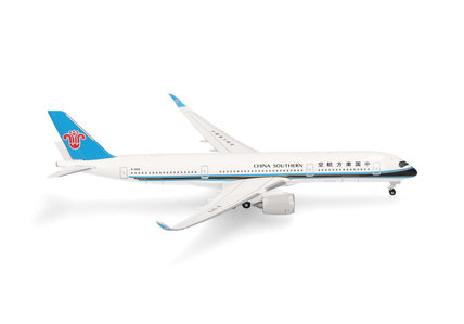 China Southern Airlines Airbus A350-900 (Herpa Wings 1:500)