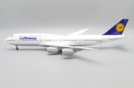 Lufthansa Boeing 747-8 (JC Wings 1:200)