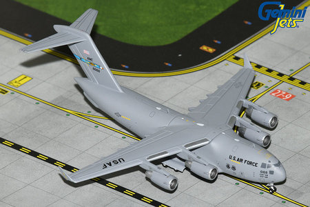 United States Air Force (USAF) Boeing C-17 Globemaster III (GeminiJets 1:400)