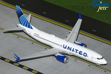 United Airlines Boeing 737 MAX 8 (GeminiJets 1:200)