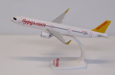 Pegasus Airbus A321neo (PPC 1:200)