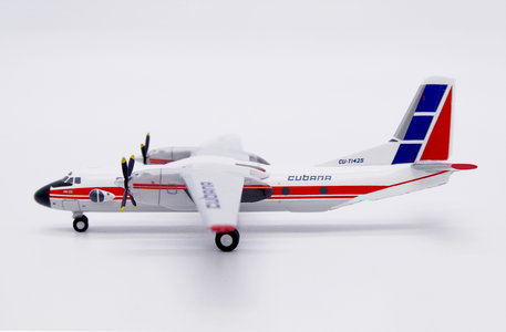 Cubana Antonov An-26 (JC Wings 1:400)