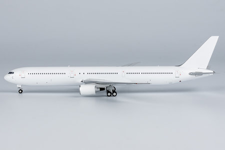 Blank Model Boeing 767-400ER (NG Models 1:400)