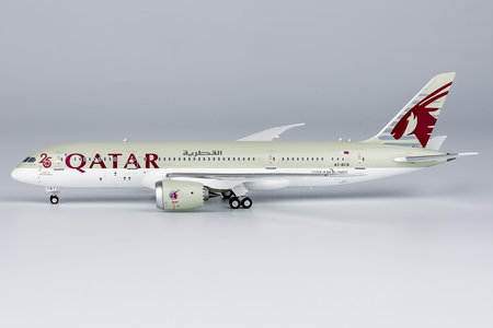 Qatar Airways Boeing 787-8 (NG Models 1:400)