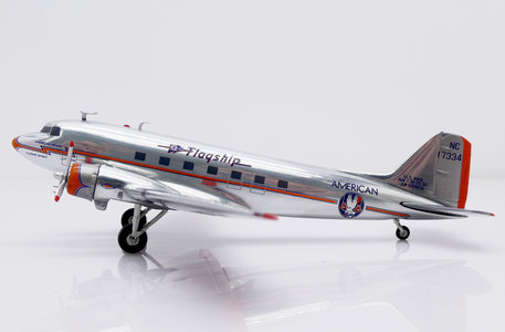 American Airlines Douglas DC-3 (JC Wings 1:200)