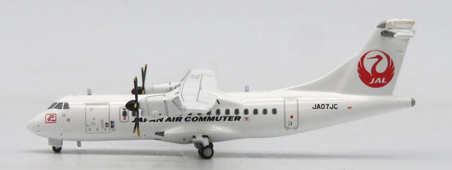 Japan Air Commuter ATR42-600 (JC Wings 1:400)