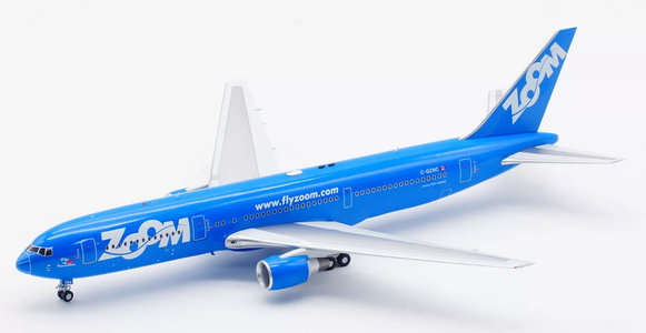 Zoom Airlines Boeing 767-300 (Inflight200 1:200)