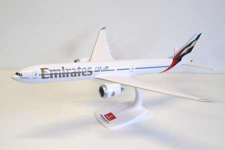 Emirates Boeing 777-9 (PPC 1:200)