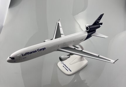 Lufthansa Cargo McDonnell Douglas MD11F (PPC 1:200)