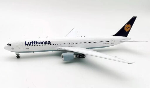 Lufthansa Boeing 767-300/ER (JFox 1:200)