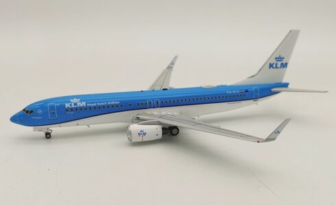 KLM Boeing 737-800 (JFox 1:200)