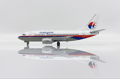 Malaysia Airlines Boeing 737-500 (JC Wings 1:200)