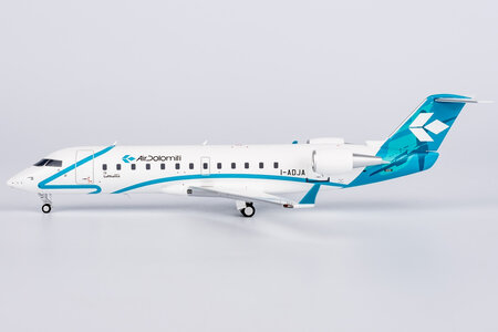 Air Dolomiti (Lufthansa) Bombardier CRJ-200LR (NG Models 1:200)