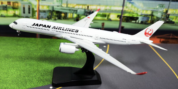 Japan Airlines Airbus A350-941 (Aviation400 1:400)