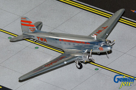 Transcontinental & Western Airlines (TWA) Douglas DC-3 (GeminiJets 1:200)