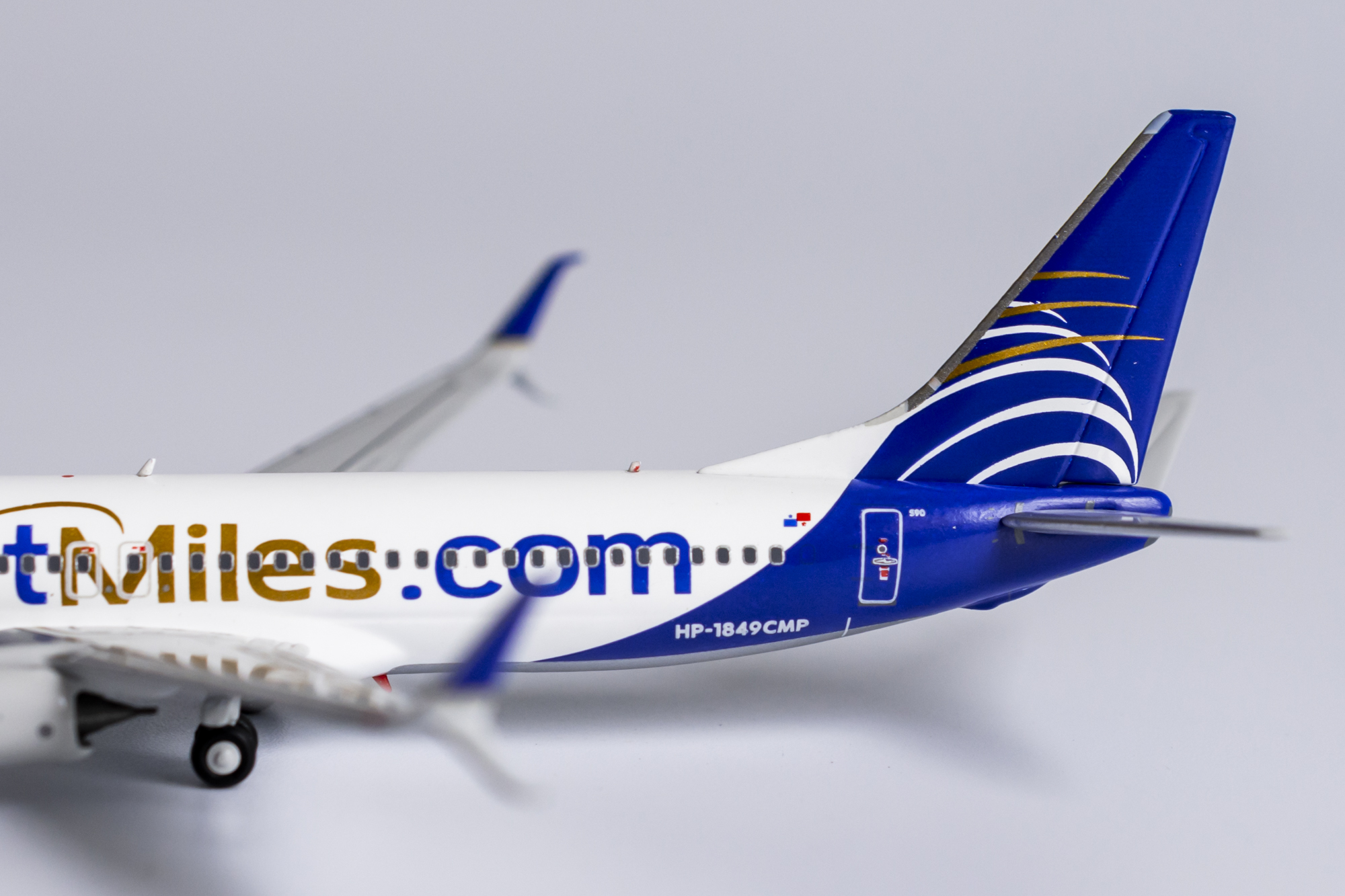  NGM58107 1:400 NG Model Copa Airlines B737-800(W) Reg  #HP-1537CMP (pre-Painted/pre-Built) : Arts, Crafts & Sewing