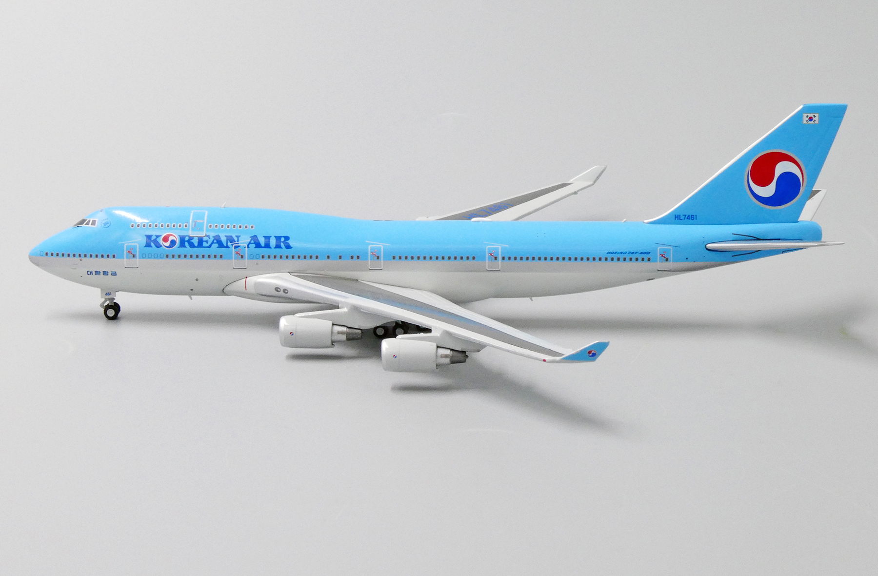 ScaleModelStore.com :: JC Wings 1:400 - EW4744002 - Korean Air Boeing ...