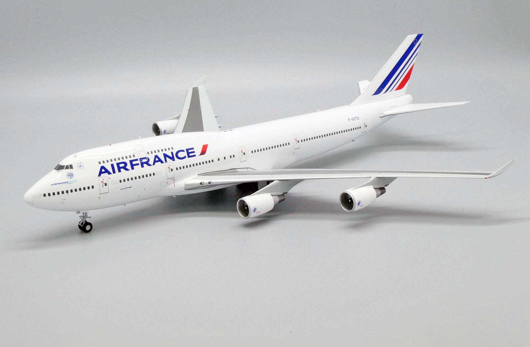 ScaleModelStore.com :: JC Wings 1:200 - XX2214 - Air France Boeing 747-400