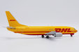 DHL (Southern Air) Boeing 737-400(SF) (JC Wings 1:200)