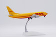 DHL (Southern Air) Boeing 737-400(SF) (JC Wings 1:200)