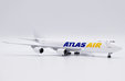 Atlas Air Boeing 747-8F (JC Wings 1:400)