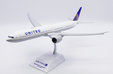 United Airlines Boeing 777-300ER (JC Wings 1:200)