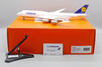 Lufthansa Boeing 747-8 (JC Wings 1:200)