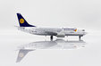 Lufthansa Boeing 737-300 (JC Wings 1:200)