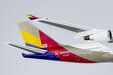 Asiana Airlines Boeing 747-400 (NG Models 1:400)