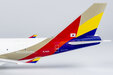 Asiana Cargo Boeing 747-400BDSF (NG Models 1:400)