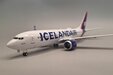 Icelandair Boeing 737 Max 8 (JFox 1:200)