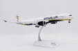 Starlux Airlines Airbus A350-900 (JC Wings 1:200)