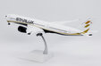 Starlux Airlines Airbus A350-900 (JC Wings 1:200)