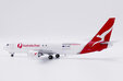 Qantas Freight Boeing 737-400(SF) (JC Wings 1:200)